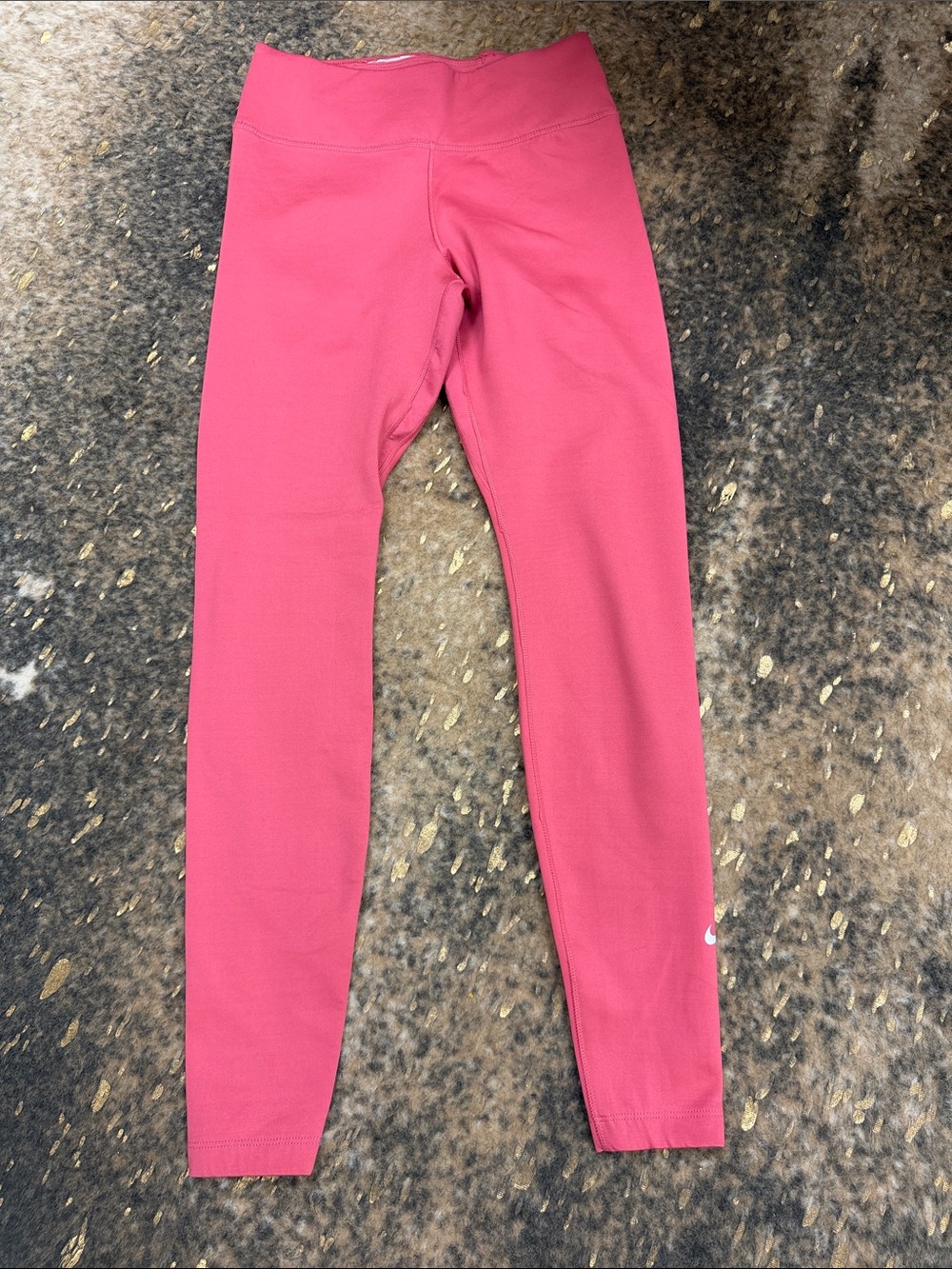 Nike Coral Pink Athletic Leggings thermafit | women’s small